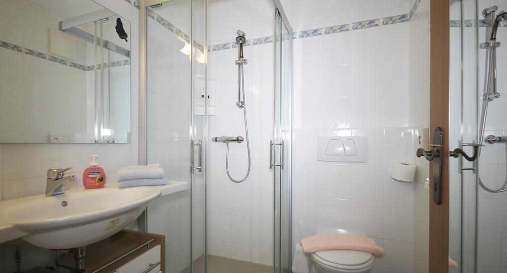 Hotel-Garni Schernthaner Sankt Gilgen Εξωτερικό φωτογραφία