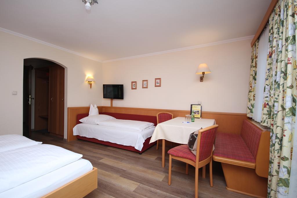 Hotel-Garni Schernthaner Sankt Gilgen Εξωτερικό φωτογραφία