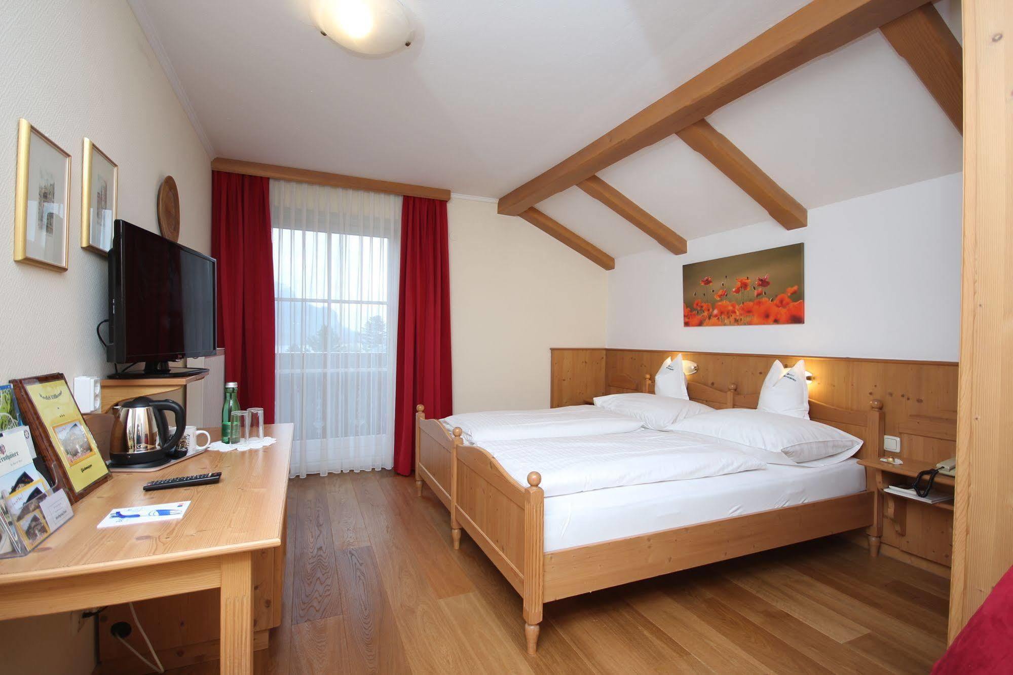 Hotel-Garni Schernthaner Sankt Gilgen Εξωτερικό φωτογραφία